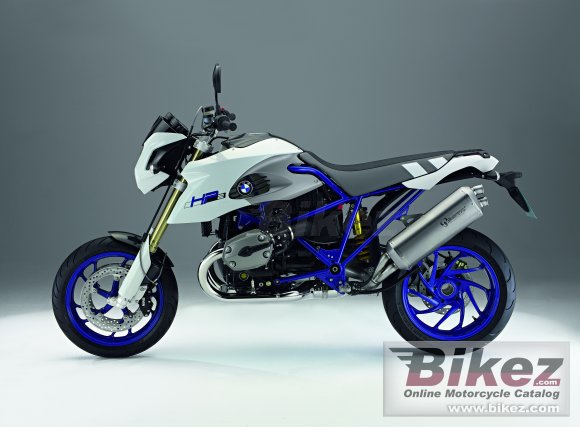 2011 BMW  HP2 Megamoto photo